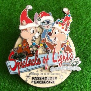 Disney Pin - Spectacle of Lights - Stitch - Chip n Dale - Disney World - Mickey